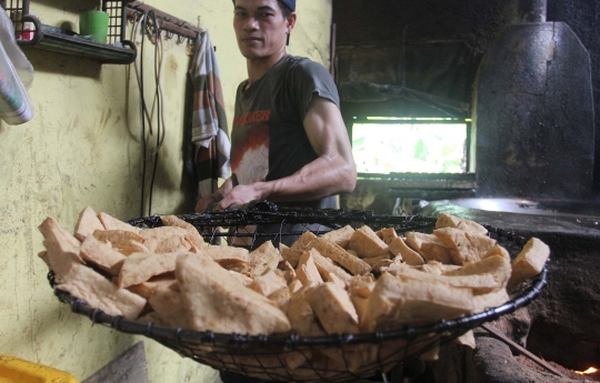 Harga Kedelai Naik, Pembuat Tahu dan Tempe Berencana Mogok Produksi