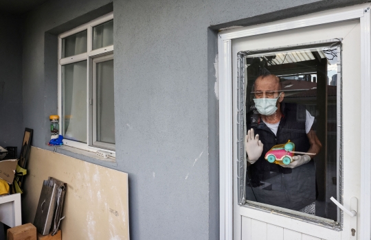 Sosok Muzaffer Kayasan, Pria Turki yang Terinfeksi Covid-19 Selama 14 Bulan