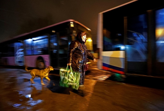 Kelompok Pemberontak Evakuasi Warga di Ukraina Timur ke Rusia