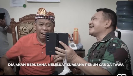 Kabar Terbaru Tukul Arwana, Tertawa Bersama dan Dipijat Jenderal TNI Dudung
