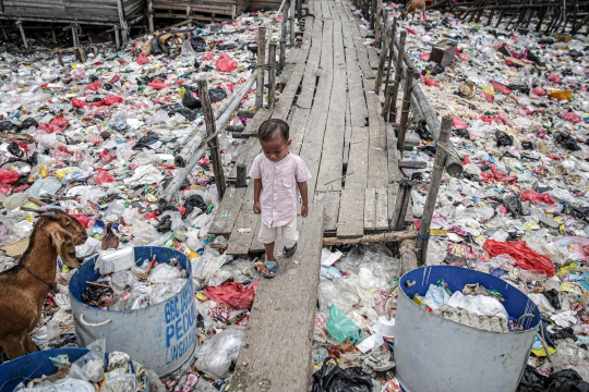 Potret Sampah di Pesisir Jakarta yang Kian Memprihatinkan