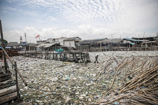 Potret Sampah di Pesisir Jakarta yang Kian Memprihatinkan