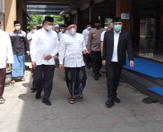 Waketum Dewan Masjid Indonesia Kunjungi Pesantren Tebu Ireng