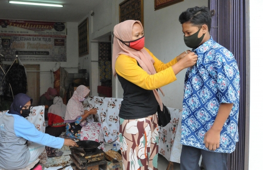 UMKM Batik di Depok Kembali Menggeliat Setelah PTM Diberlakukan