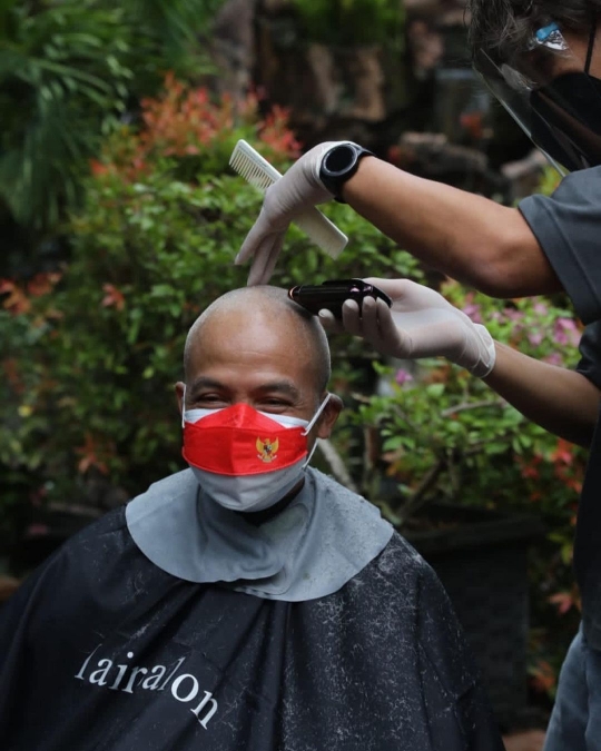 Potret Terbaru Ganjar Pranowo Rambut Dicukur Sampai Gundul, Ini Sebabnya