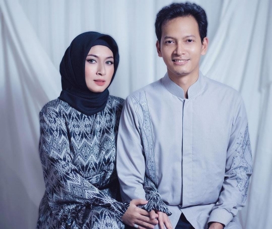 Makin Cantik, Ini 5 Foto Vanny Istri Fedi Nuril yang Akan Segera Melahirkan Anak Ke 3