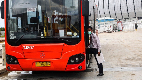 Transjakarta Uji Coba Layanan Rute JIS-Senen