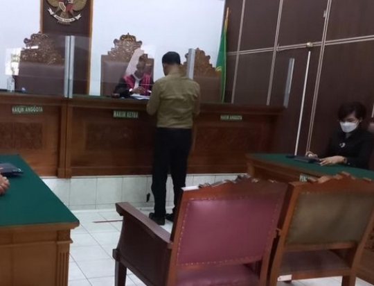 Intip Gaya Necis Kompol Netty Rosdiana Siagian saat Sidang di Pengadilan