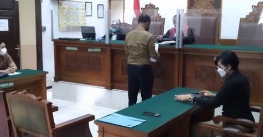 Intip Gaya Necis Kompol Netty Rosdiana Siagian saat Sidang di Pengadilan