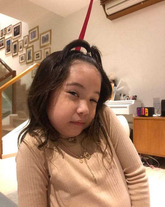 6 Potret Terbaru Gempi Anak Gisel di Usia 7 Tahun, Ekspresinya Lucu dan Kocak