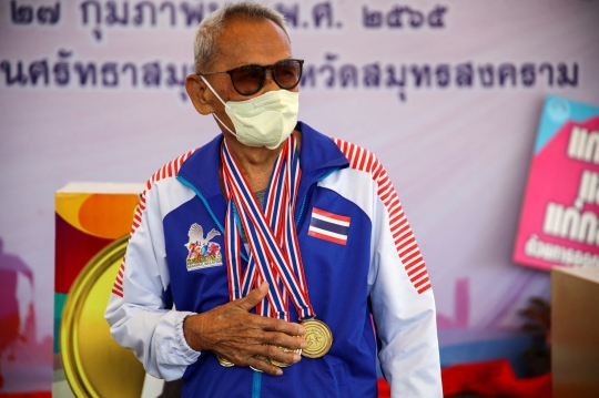Potret Atlet 102 Tahun Peraih 4 Medali Emas di Thailand