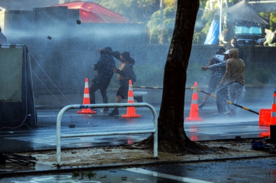 Demo Menentang Vaksin Covid-19 di Selandia Baru Berujung Rusuh