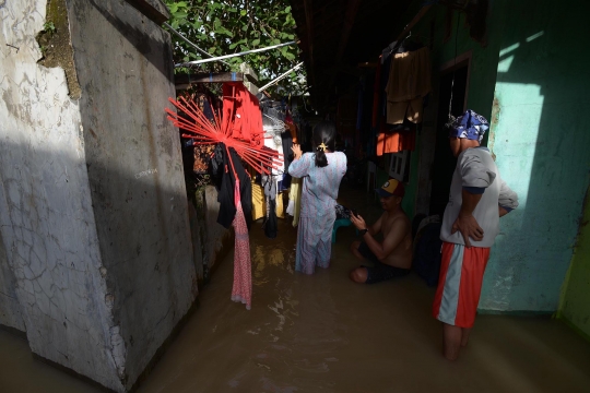 Kondisi Masjid Agung Banten Terendam Banjir