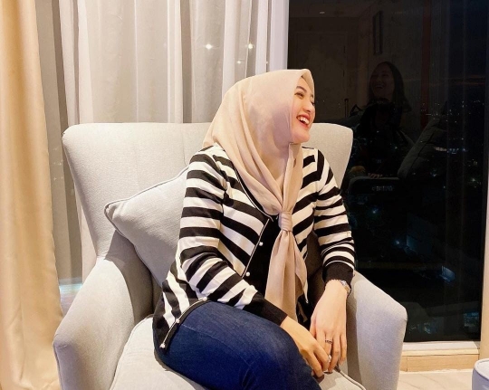 5 Foto Indriani Hadi Mantan Istri Sahrul Gunawan, Kini Jadi Politisi & Produser Film