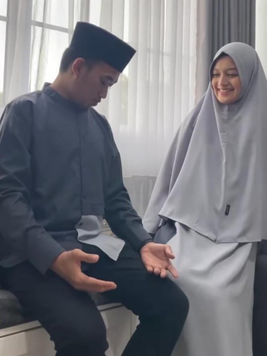 Cantik Banget, Ini 5 Potret Jihan Salsabila Istri Ustaz Syam Hamil Anak Pertama