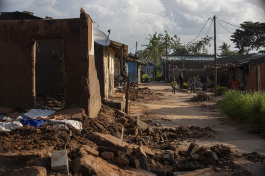 Porak Poranda Mozambik Usai Amukan Gombe