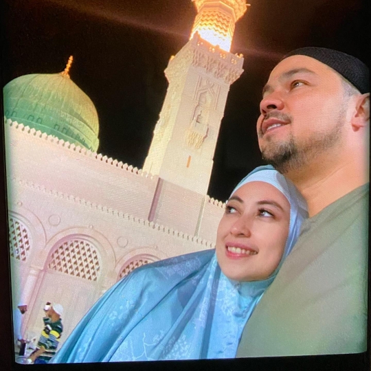 Potret Mesra Sultan Djorghi & Annisa Trihapsari, Balas-balasan Komen Romantis Banget