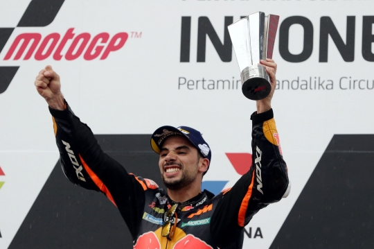 Senyum Kemenangan Pembalap MotoGP di Sirkuit Mandalika