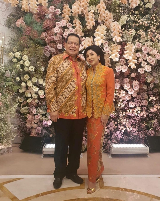 Sosok di Balik Indahnya Baju Pengantin Putri Tanjung, Ternyata Langganan Sejak Kecil