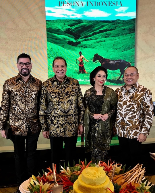 Sosok di Balik Indahnya Baju Pengantin Putri Tanjung, Ternyata Langganan Sejak Kecil