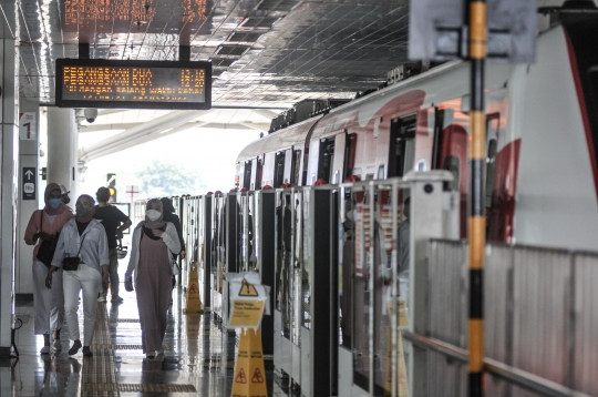 Penerapan Tarif Rp10.000 untuk MRT dan LRT di Jakarta