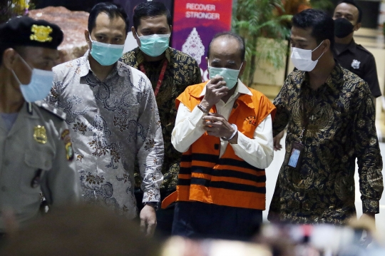 Mantan Gubernur Riau Annas Maamun Kembali Ditahan KPK