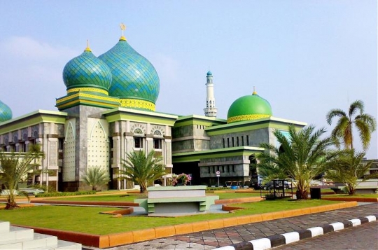 Potret Megah Masjid Agung di Pekanbaru yang Disebut 'Taj Mahal' di Indonesia