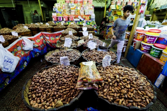 Semarak Warga Menyambut Bulan Suci Ramadan di Mesir