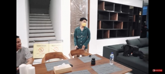 5 Potret Rumah Baru 'Gubernur Bintaro' Arief Muhammad, Mewah Banget Ada Liftnya