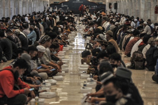 Masjid Istiqlal Kembali Gelar Buka Puasa Bersama