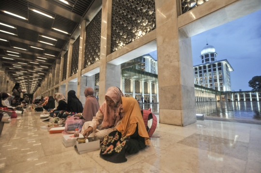 Masjid Istiqlal Kembali Gelar Buka Puasa Bersama