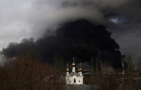 Rudal Rusia Hantam Kilang Minyak di Odesa Ukraina