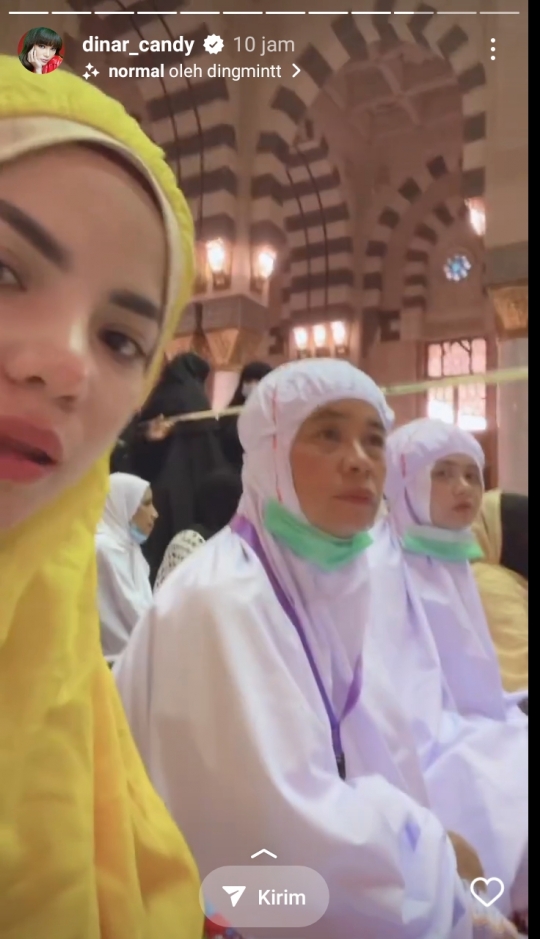 Potret Dinar Candy Umrah saat Ramadan, Tampil Berhijab Beda Banget & Bikin Pangling