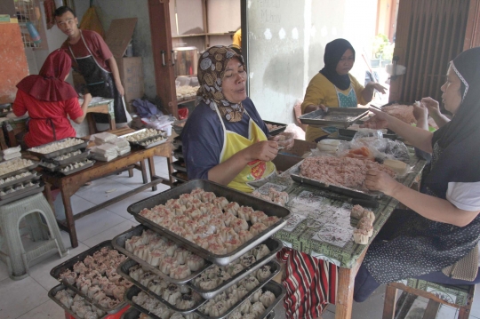 Berkah Penjualan Dim Sum Meningkat Dua Kali Lipat di Bulan Ramadan