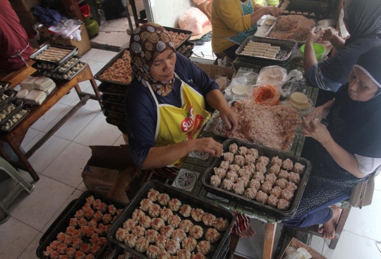 Berkah Penjualan Dim Sum Meningkat Dua Kali Lipat di Bulan Ramadan