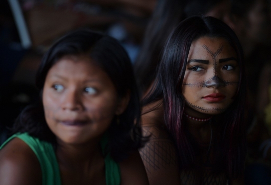 Potret Wanita Suku Pedalaman Brasil Demo Minta Perlindungan dan Hak