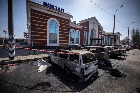 Tragis, 50 Tewas Akibat Serangan Roket di Stasiun Kramatorsk Ukraina