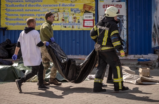 Tragis, 50 Tewas Akibat Serangan Roket di Stasiun Kramatorsk Ukraina