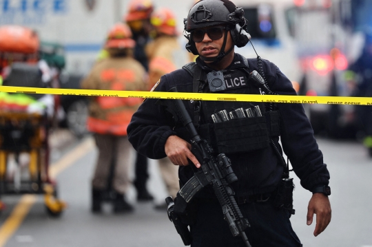 Penembakan Brutal di Stasiun Kereta New York, 16 Terluka