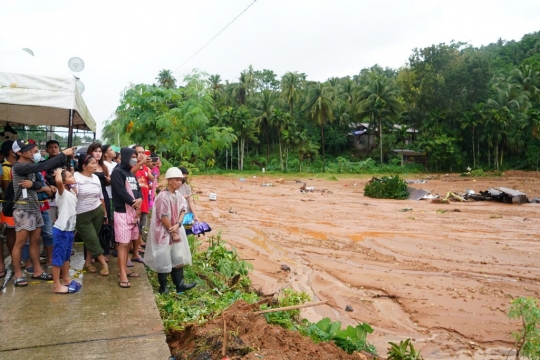 Kondisi Pemukiman di Filipina yang Tertimbun Longsor Akibat Badai Megi
