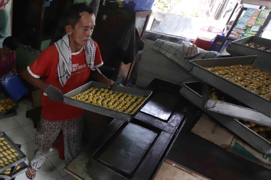 Bahan Baku Mahal, Harga Kue Kering Lebaran Naik