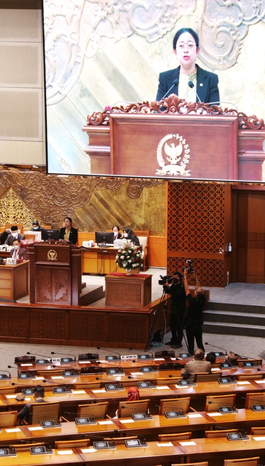 Suasana Penutupan Masa Sidang IV DPR