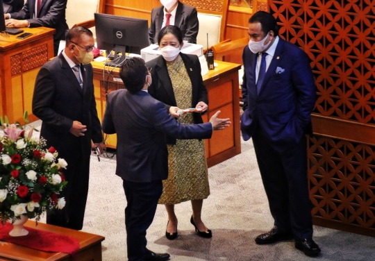 Suasana Penutupan Masa Sidang IV DPR