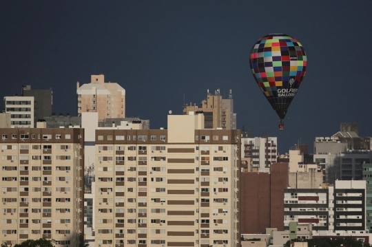 Melihat Festival Balon Internasional ke-34 di Brasil