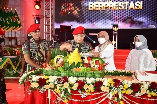 Potret Kasad Dudung Bareng Jenderal Senior Kopassus, Termasuk Mertua Panglima Andika