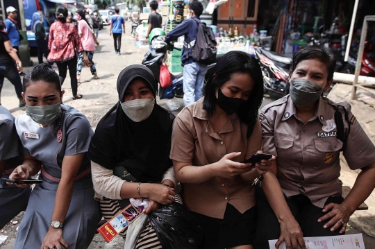 Vaksinasi Booster di Pasar Palmerah