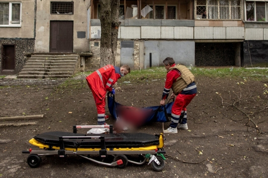 Satu Per Satu Korban Penembakan Pasukan Rusia Terus Berjatuhan di Kota Kharkiv