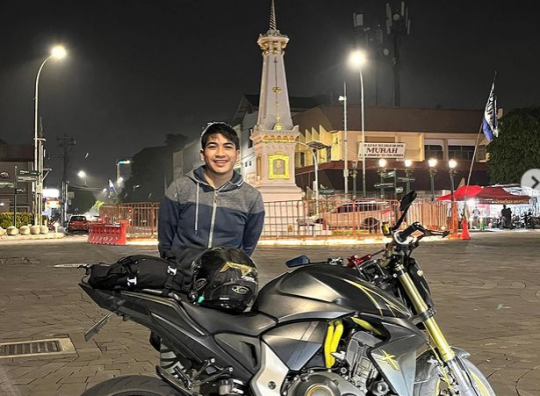 Potret Terbaru Fachri Muhammad Pemeran si Entong, Sudah Dewasa Hobinya Kini Motoran