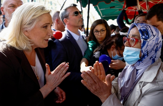 Sosok Marine Le Pen, Calon Presiden Prancis yang Melarang Penggunaan Hijab