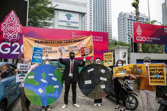 Aksi Damai Serukan Investasi untuk Bumi